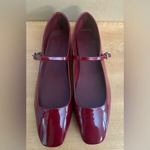 Brand New Steve Madden Burgundy Mary Jane Shoes in Size 8.5